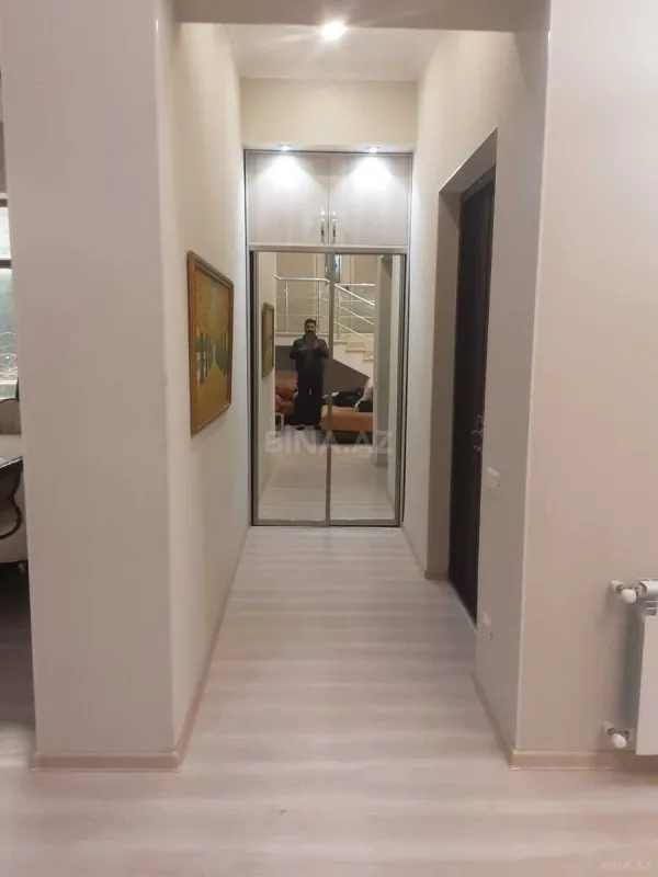 Kirayə verilir 6 otaqlı həyət evi 400 m²