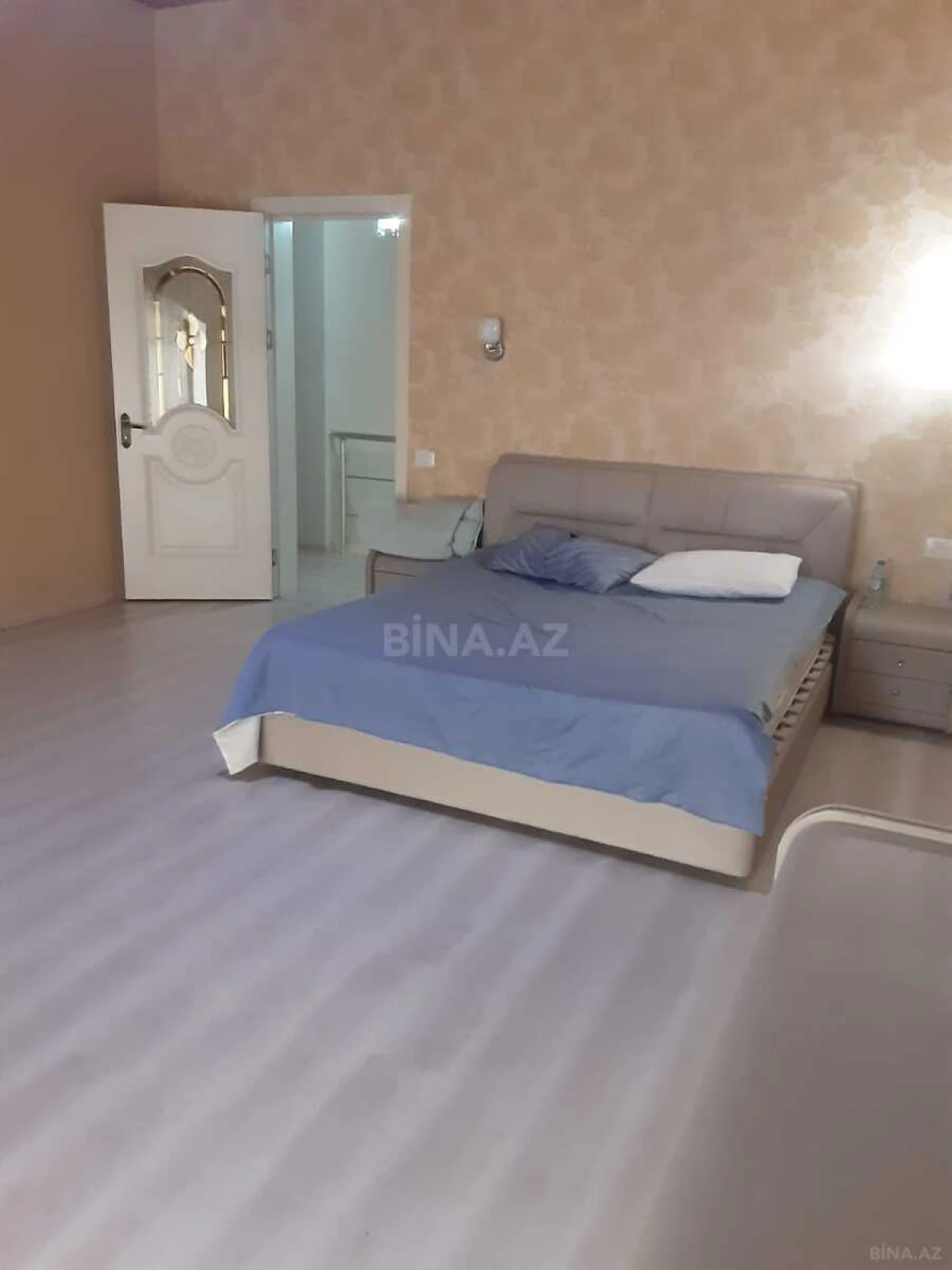 Kirayə verilir 6 otaqlı həyət evi 400 m²