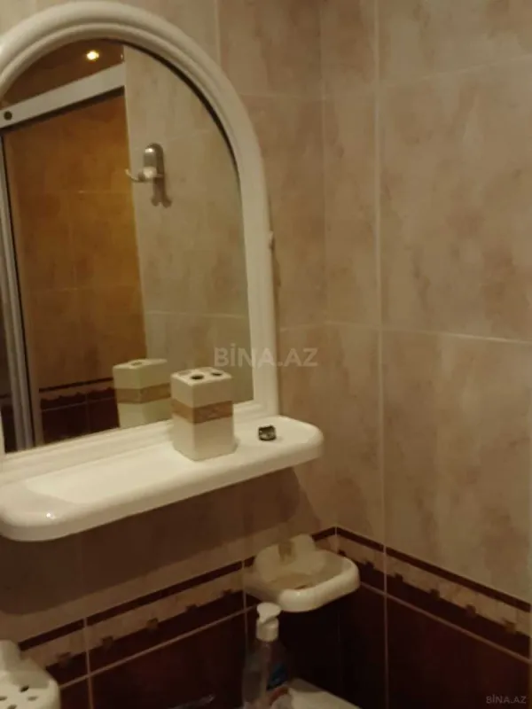Kirayə verilir 6 otaqlı həyət evi 400 m²
