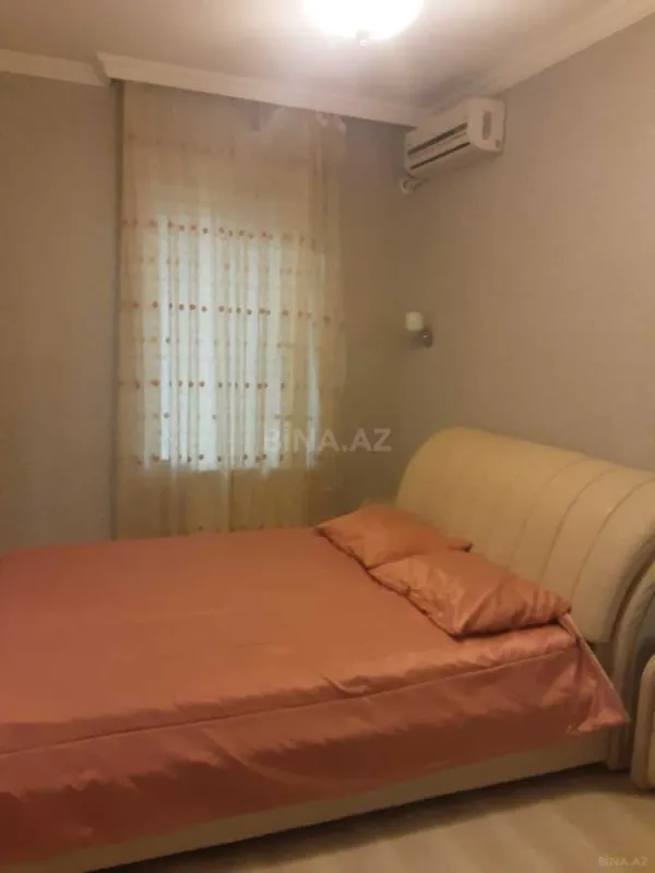 Kirayə verilir 6 otaqlı həyət evi 400 m²