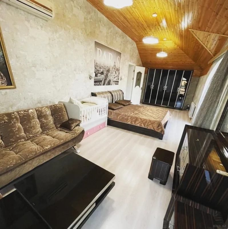 Kirayə verilir 6 otaqlı həyət evi 400 m²