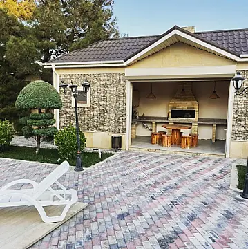 Kirayə verilir 6 otaqlı həyət evi 400 m²