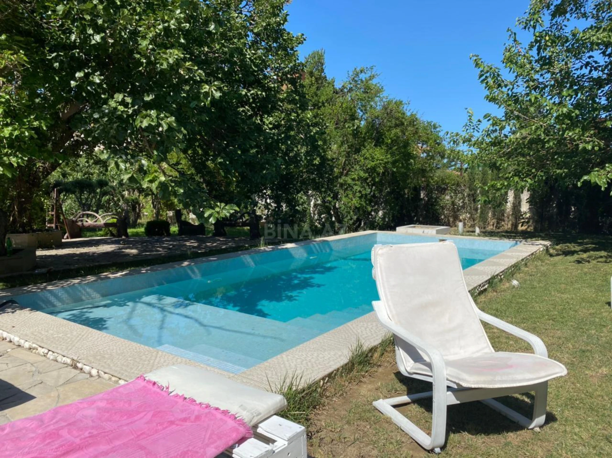 Kirayə verilir 5 otaqlı həyət evi 280 m²