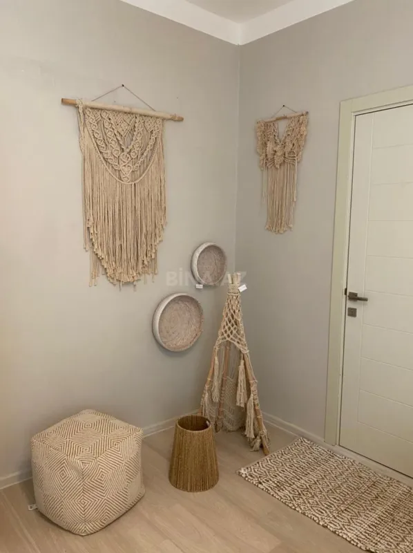 Kirayə verilir 5 otaqlı həyət evi 280 m²