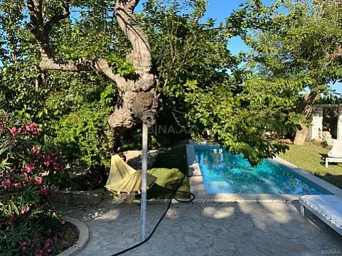 Kirayə verilir 5 otaqlı həyət evi 280 m²