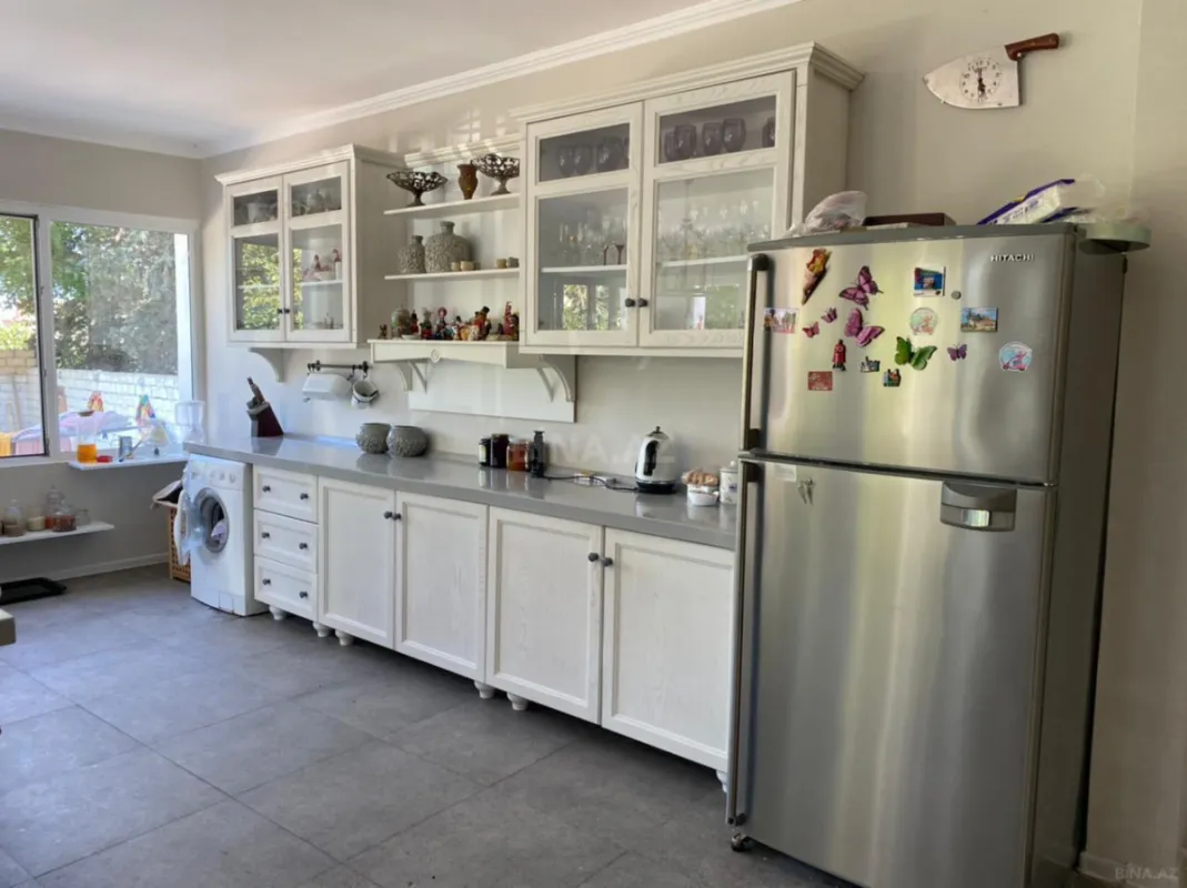 Kirayə verilir 5 otaqlı həyət evi 280 m²