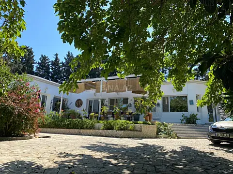 Kirayə verilir 5 otaqlı həyət evi 280 m²