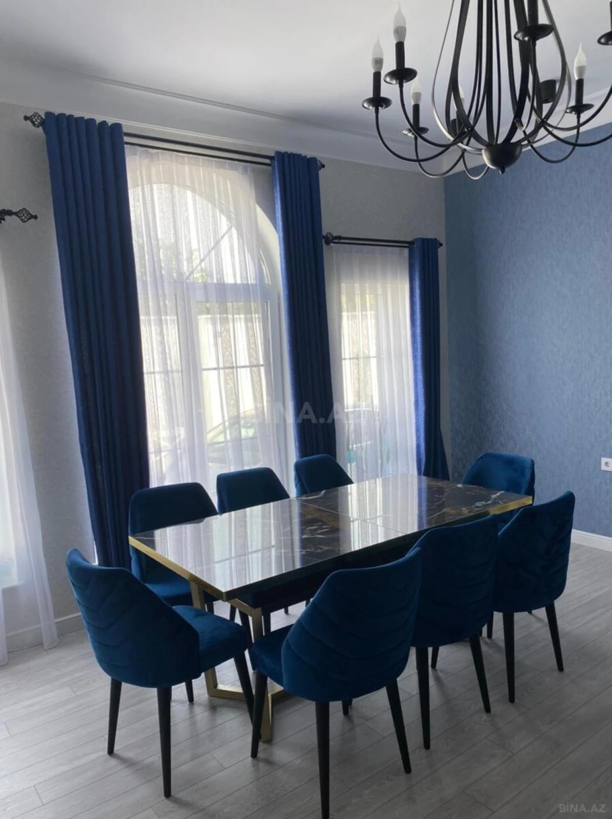 Kirayə verilir 4 otaqlı həyət evi 220 m²