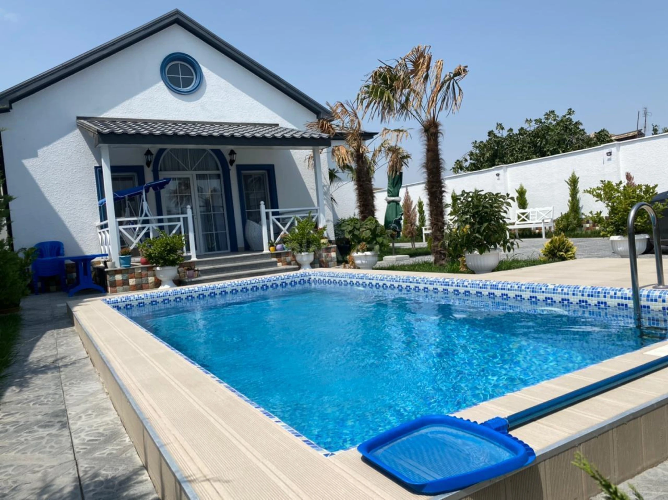 Kirayə verilir 4 otaqlı həyət evi 220 m²