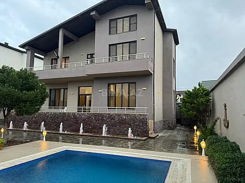 Kirayə verilir 6 otaqlı həyət evi 600 m²