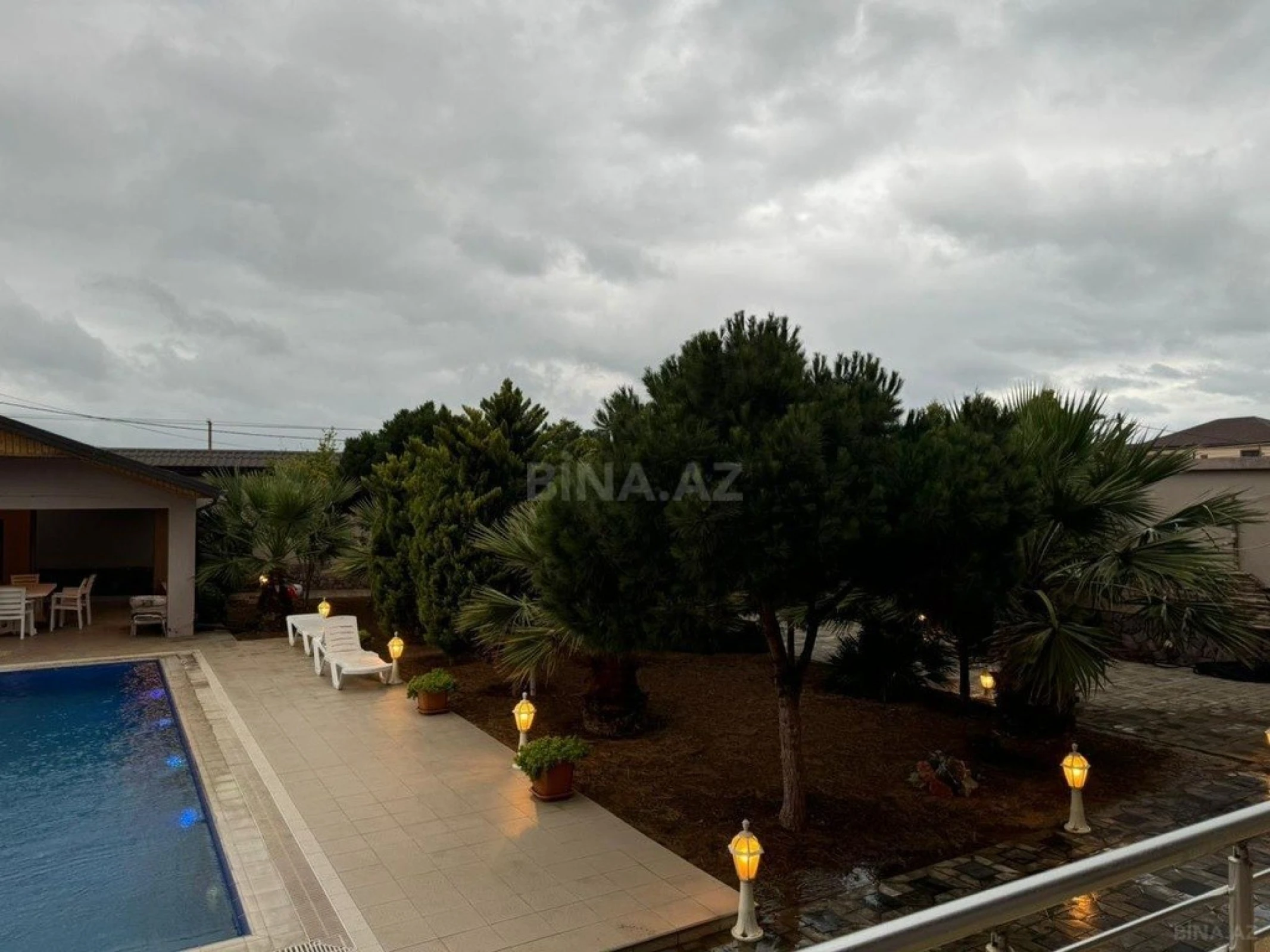 Kirayə verilir 6 otaqlı həyət evi 600 m²