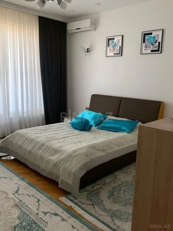 Kirayə verilir 6 otaqlı həyət evi 600 m²