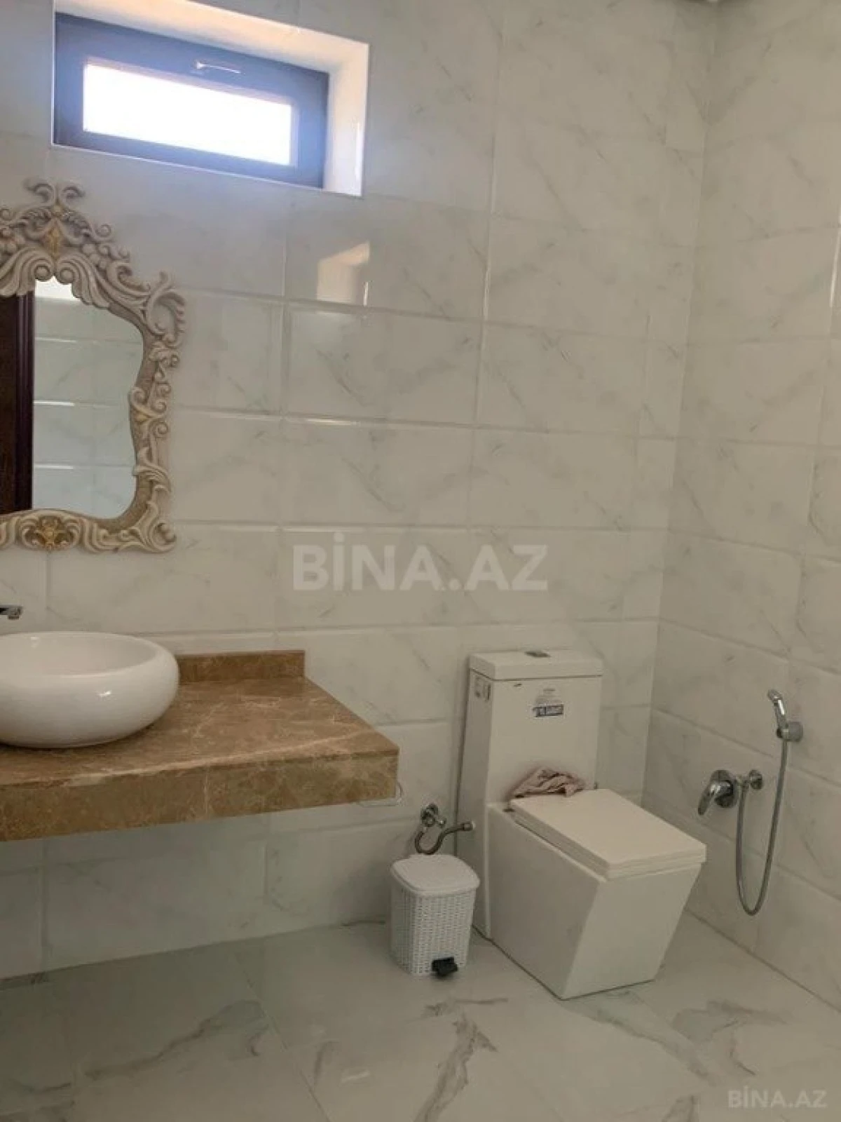 Kirayə verilir 6 otaqlı həyət evi 600 m²