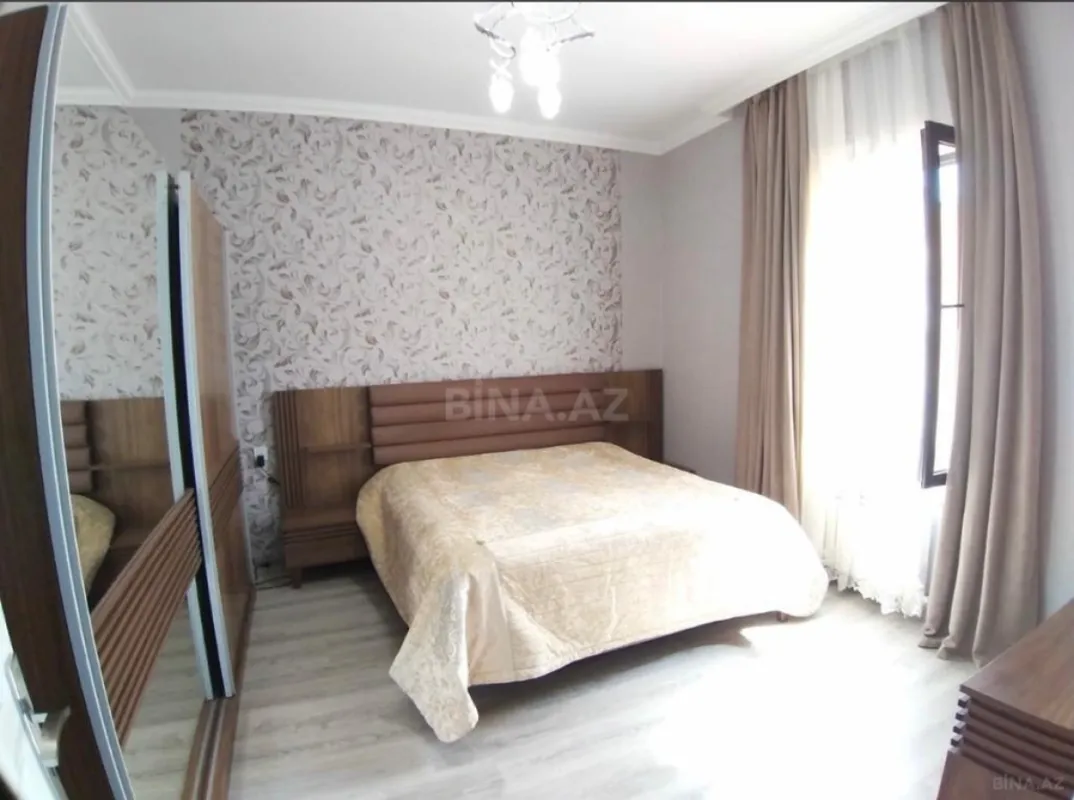 Kirayə verilir 5 otaqlı həyət evi 200 m²