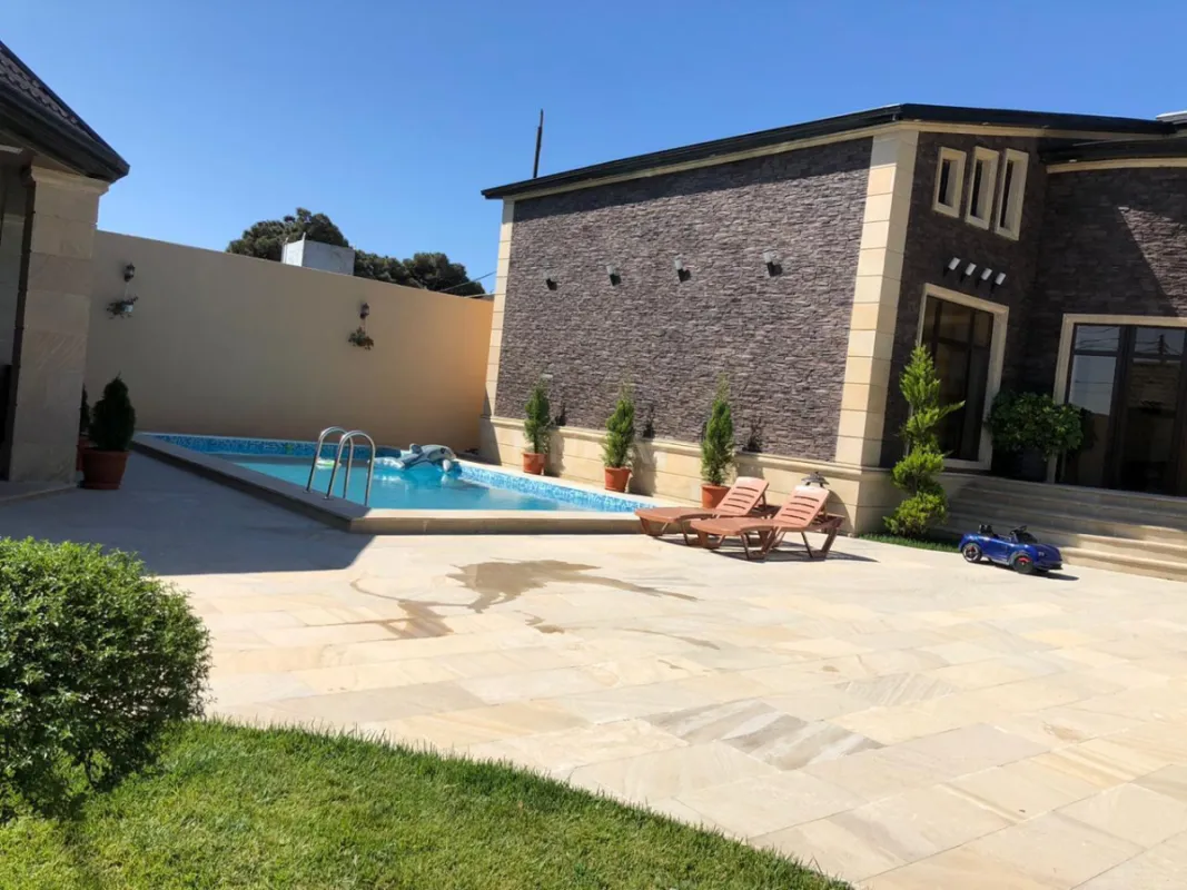 Kirayə verilir 5 otaqlı həyət evi 200 m²