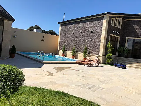 Kirayə verilir 5 otaqlı həyət evi 200 m²