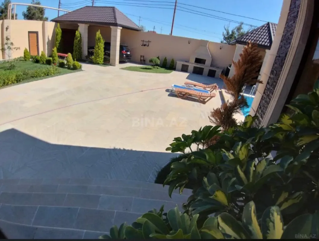 Kirayə verilir 5 otaqlı həyət evi 200 m²