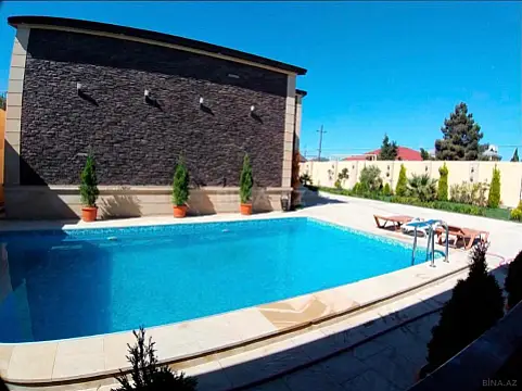 Kirayə verilir 5 otaqlı həyət evi 200 m²