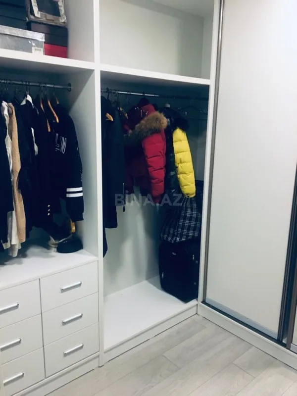 Kirayə verilir 4 otaqlı həyət evi 180 m²