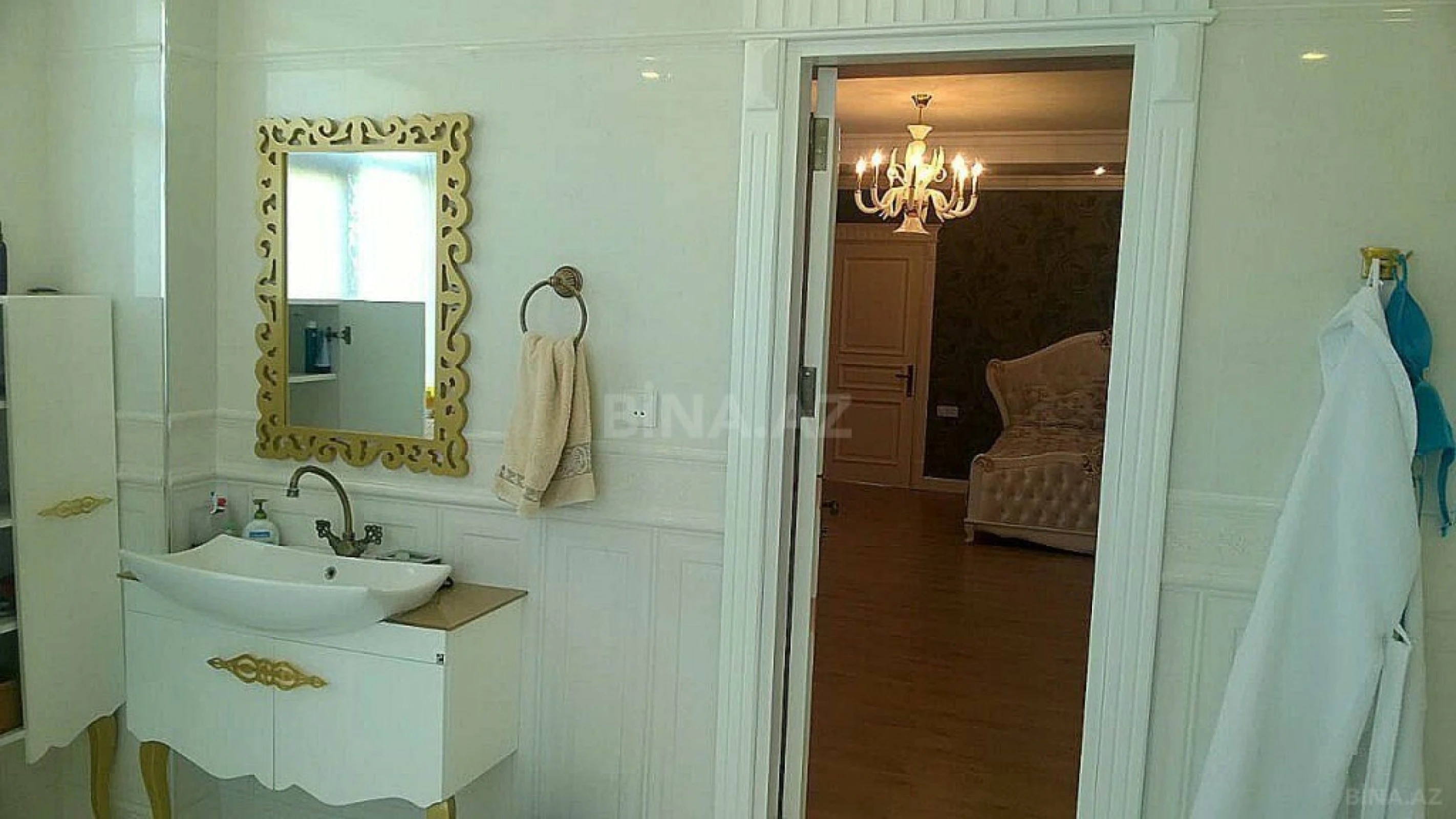 Satılır həyət evi 800 m²