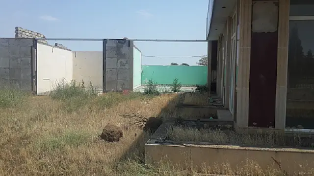 Satılır obyekt 245 m²