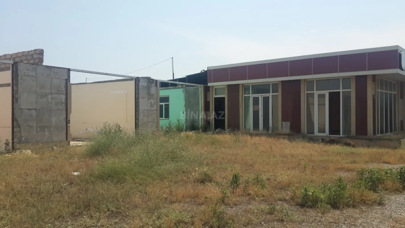 Satılır obyekt 245 m²