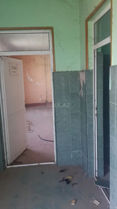 Satılır obyekt 245 m²