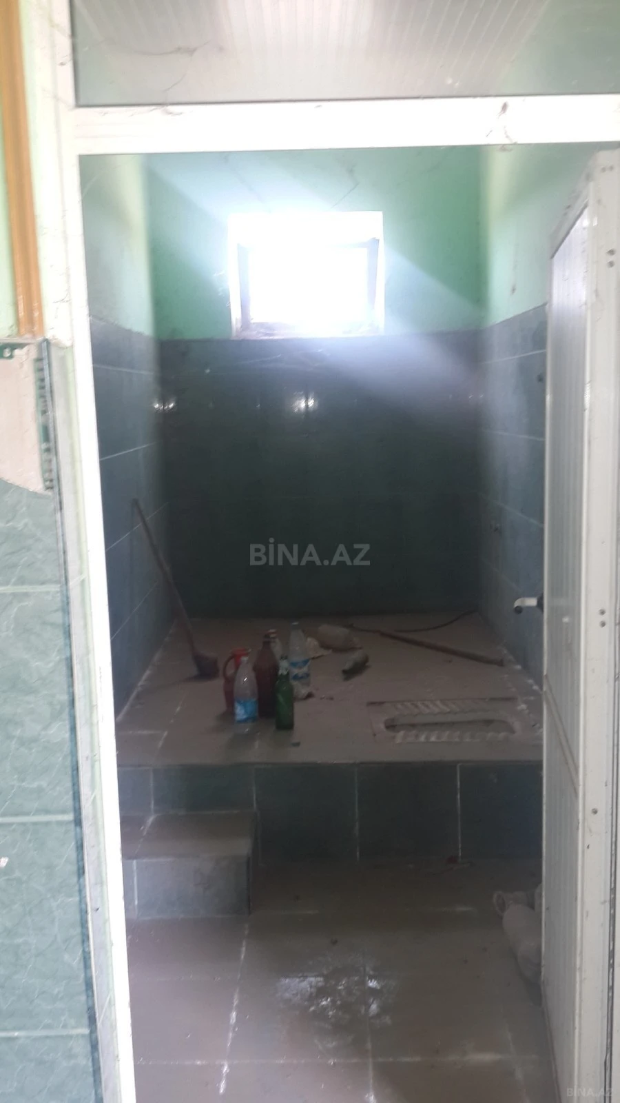 Satılır obyekt 245 m²