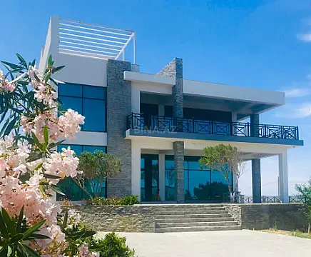 Kirayə verilir 6 otaqlı həyət evi 430 m²