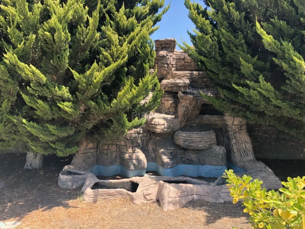 Satılır 10 otaqlı həyət evi 622 m²