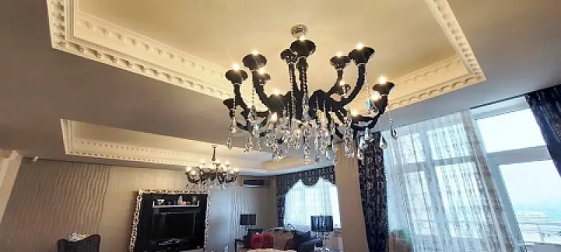 Satılır 5 otaqlı mənzil 340 m²