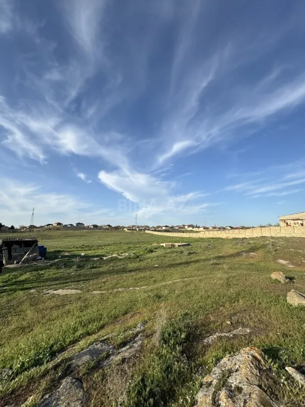 Satılır torpaq sahəsi 800 m²