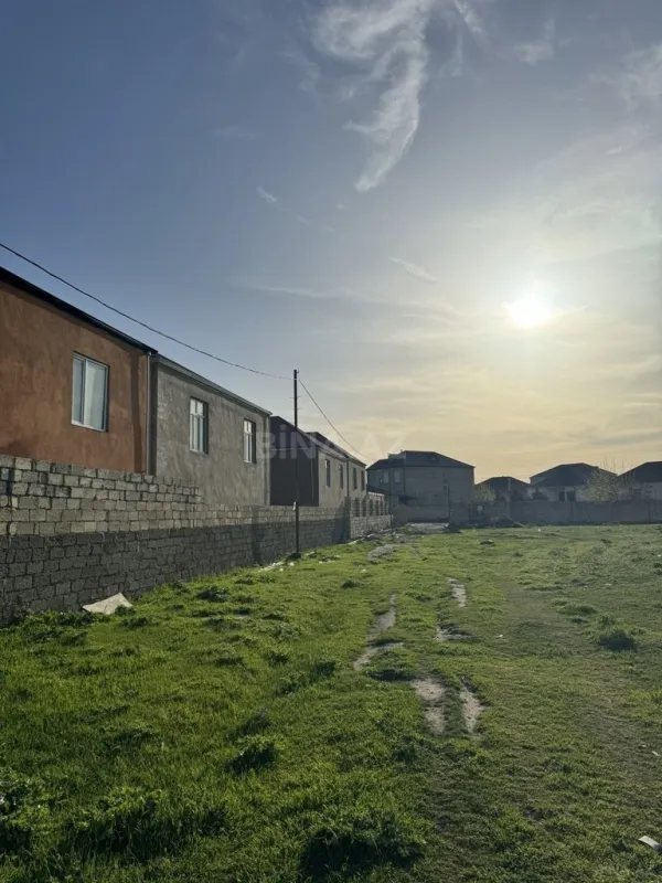 Satılır torpaq sahəsi 800 m²