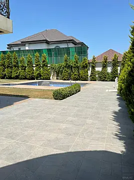 Kirayə verilir 6 otaqlı həyət evi 290 m²