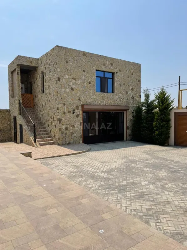 Kirayə verilir 6 otaqlı həyət evi 290 m²