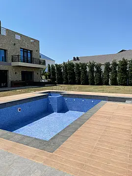 Kirayə verilir 6 otaqlı həyət evi 290 m²