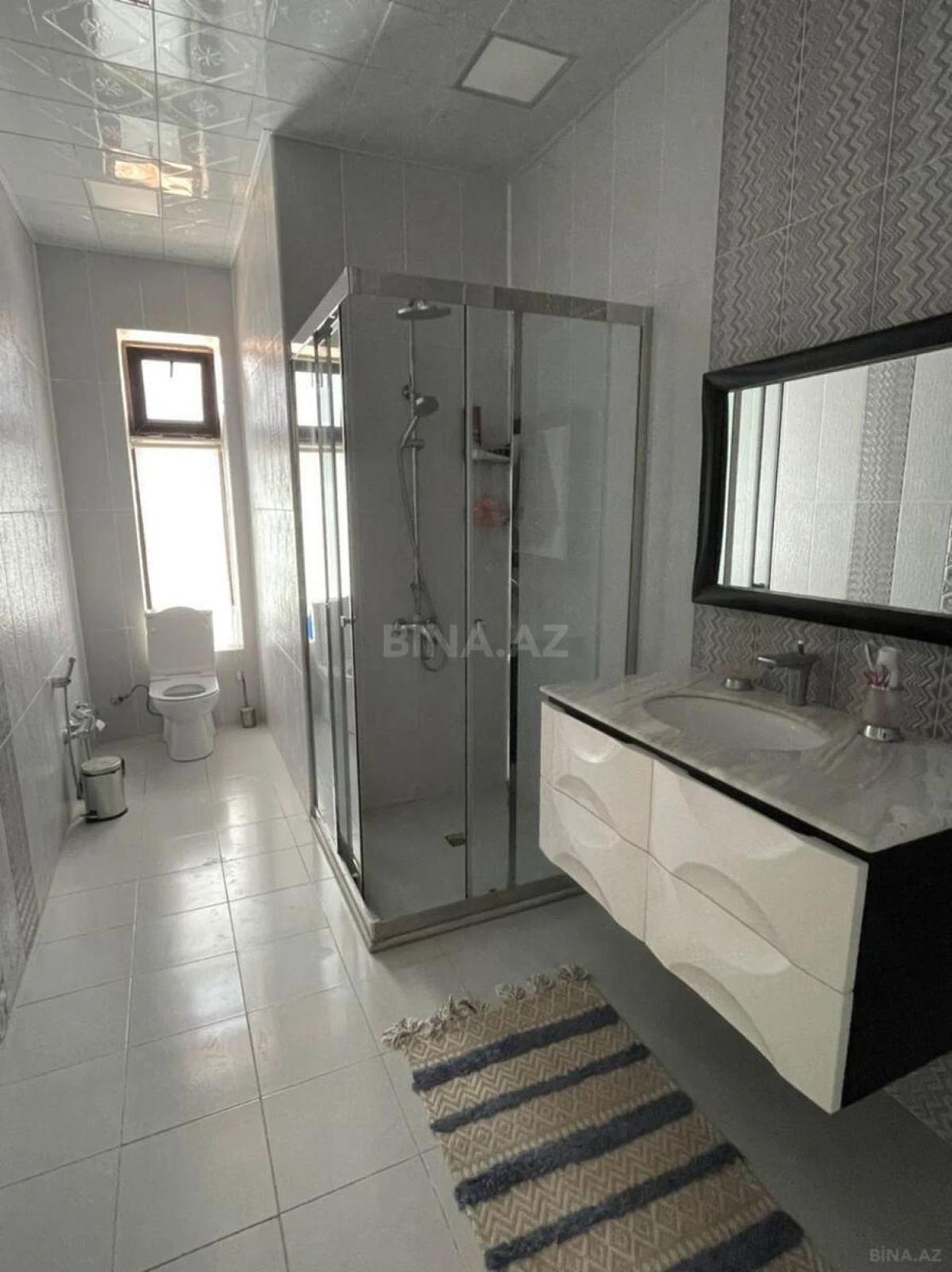 Kirayə verilir 6 otaqlı həyət evi 290 m²