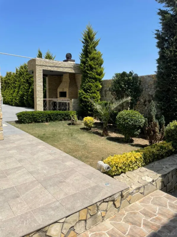 Kirayə verilir 6 otaqlı həyət evi 290 m²