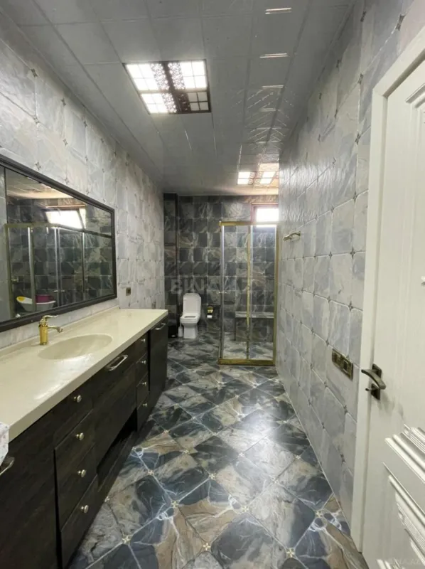 Kirayə verilir 6 otaqlı həyət evi 290 m²