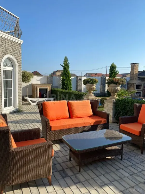 Kirayə verilir 5 otaqlı həyət evi 280 m²