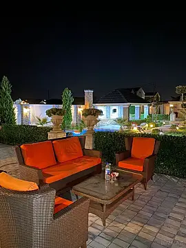 Kirayə verilir 5 otaqlı həyət evi 280 m²