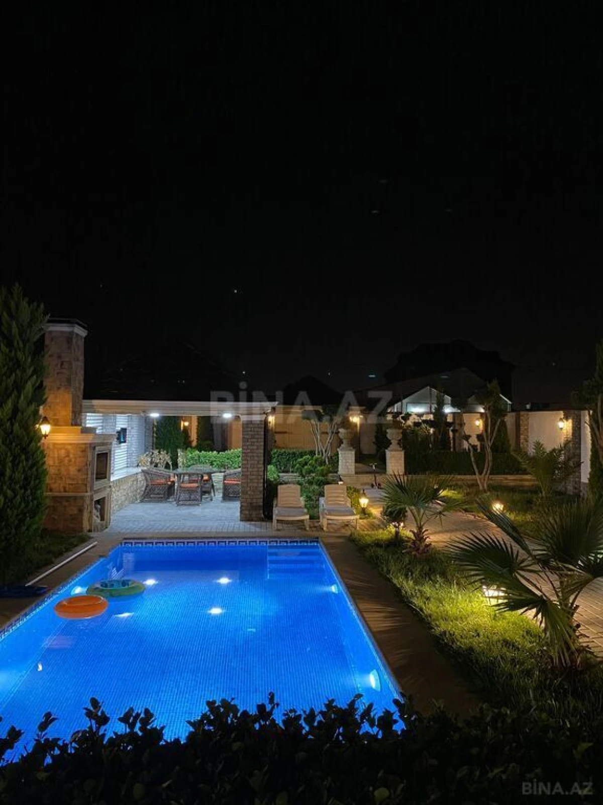 Kirayə verilir 5 otaqlı həyət evi 280 m²