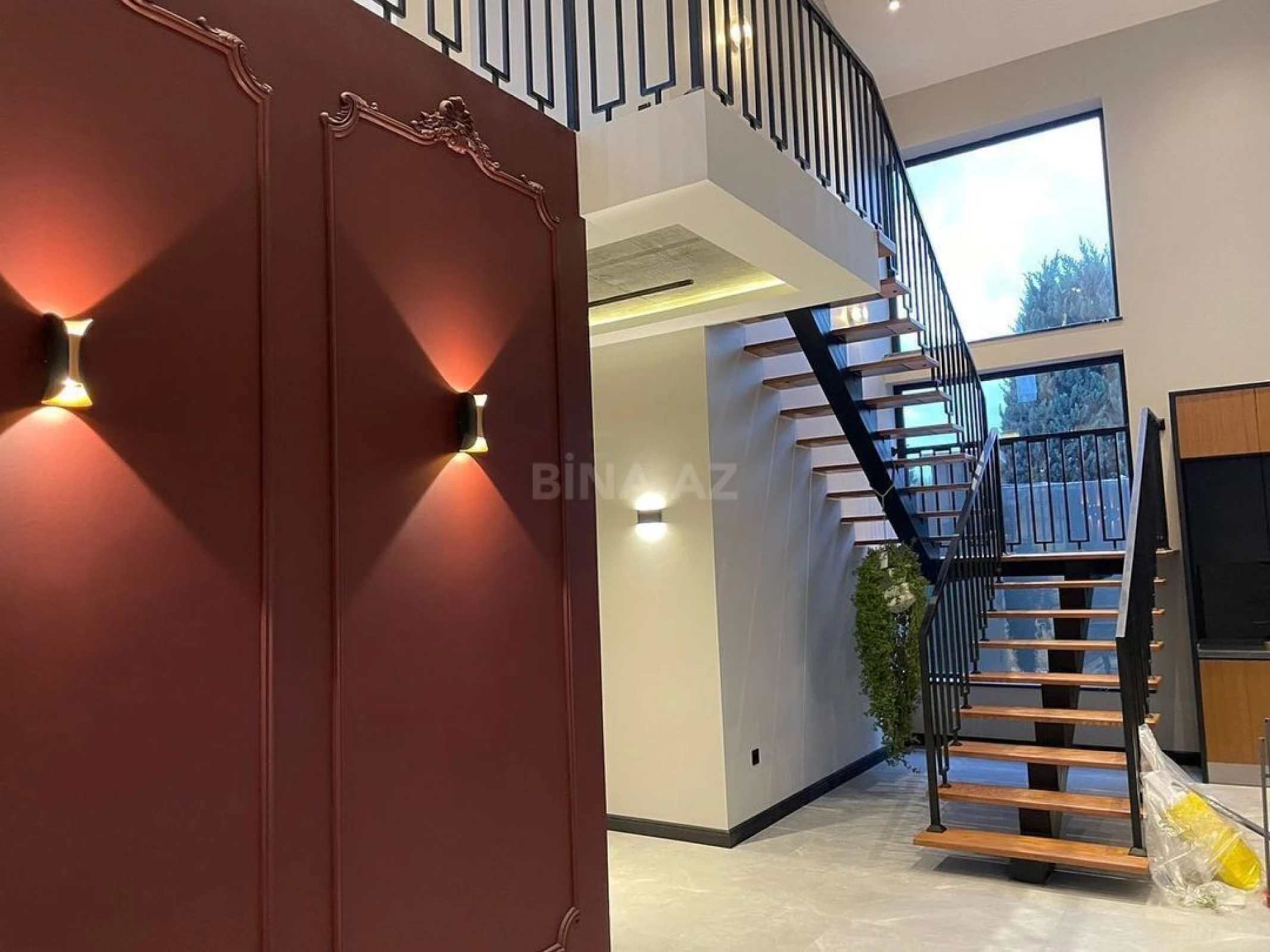 Satılır 6 otaqlı həyət evi 400 m²