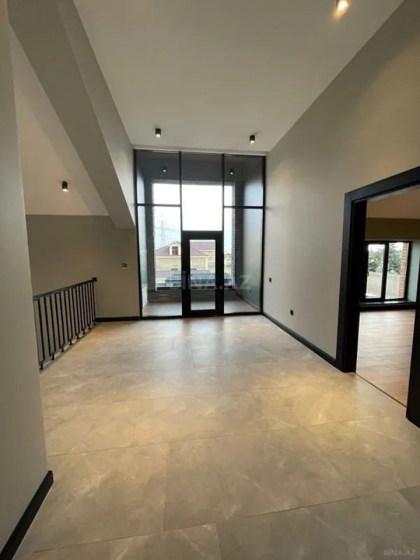 Satılır 6 otaqlı həyət evi 400 m²