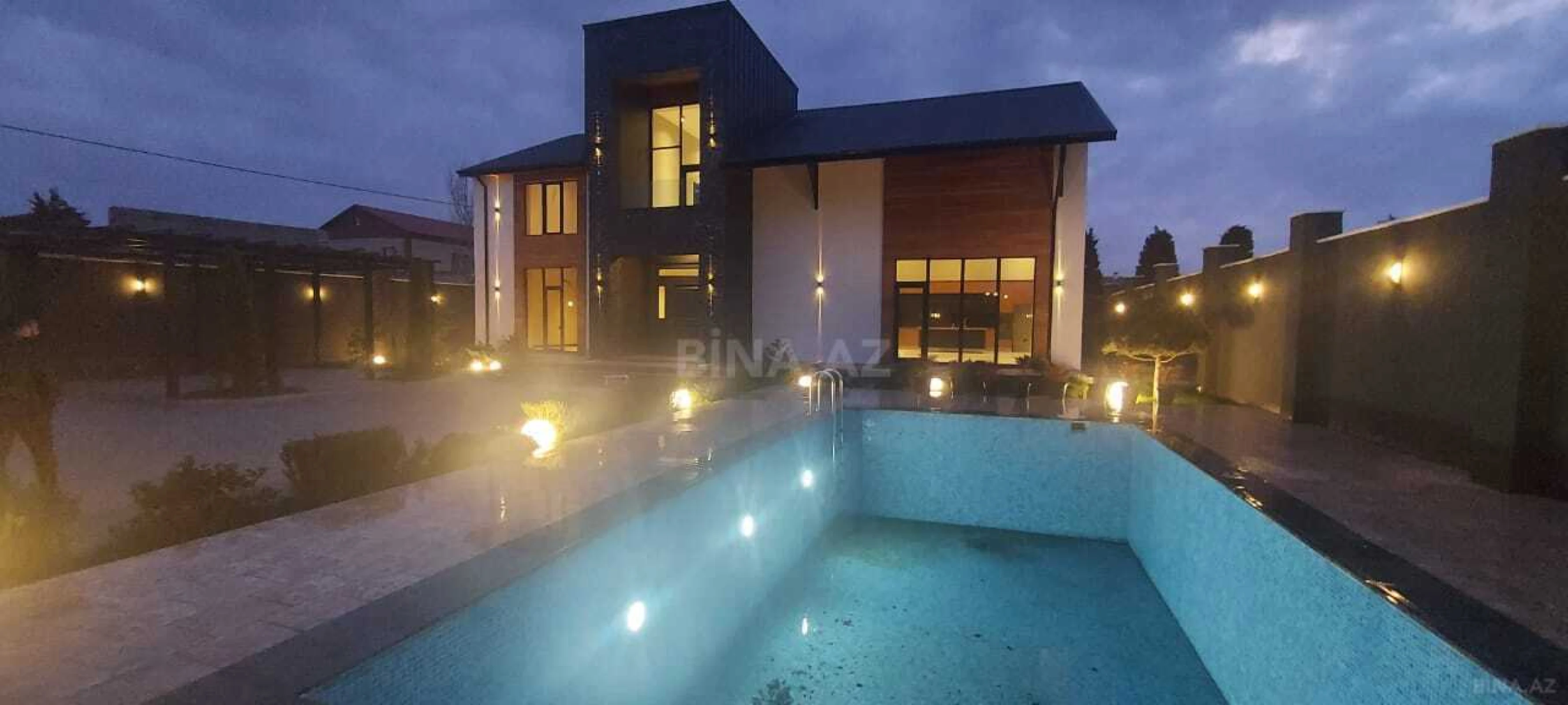 Satılır 6 otaqlı həyət evi 400 m²