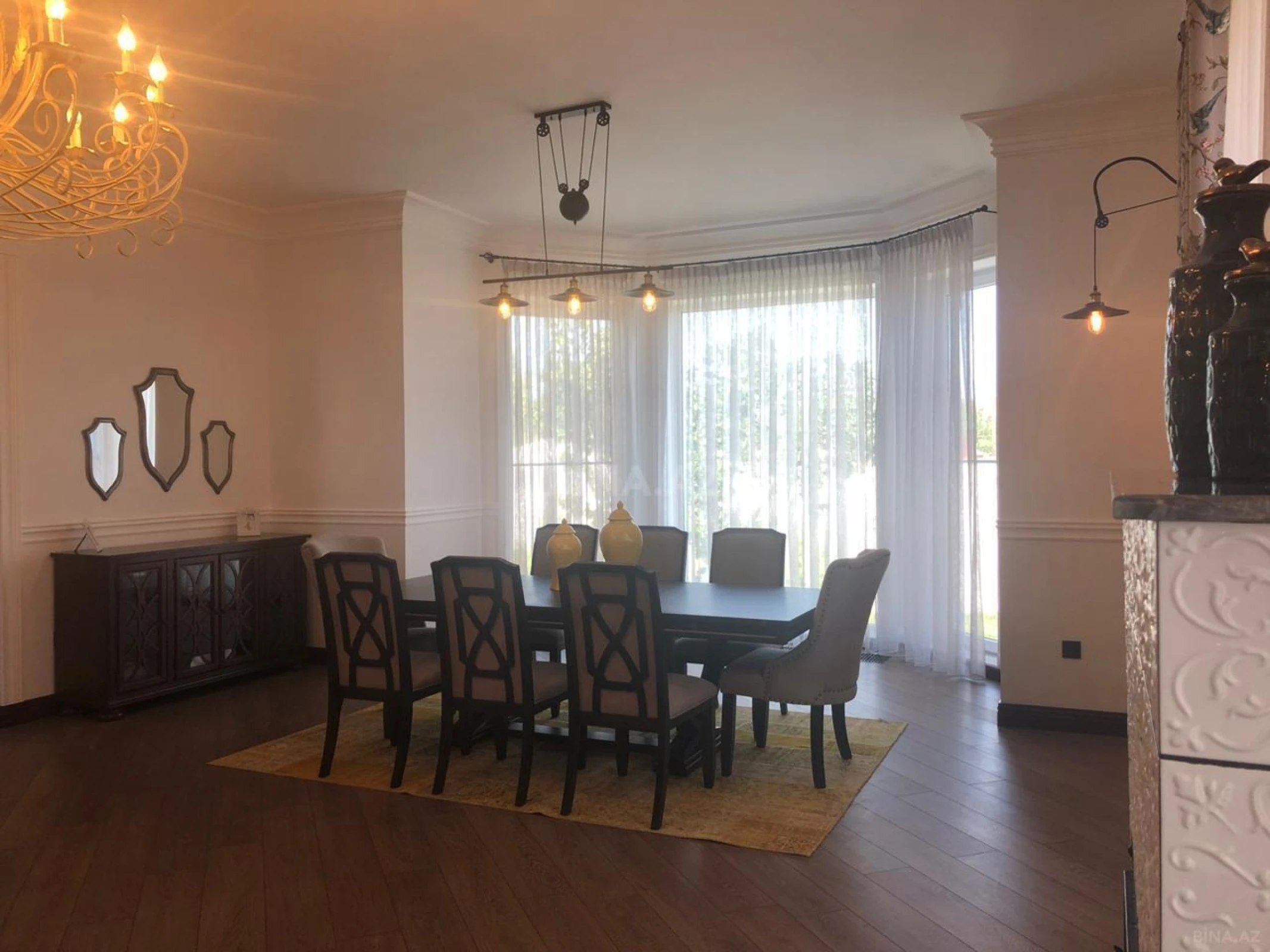 Satılır 6 otaqlı həyət evi 500 m²