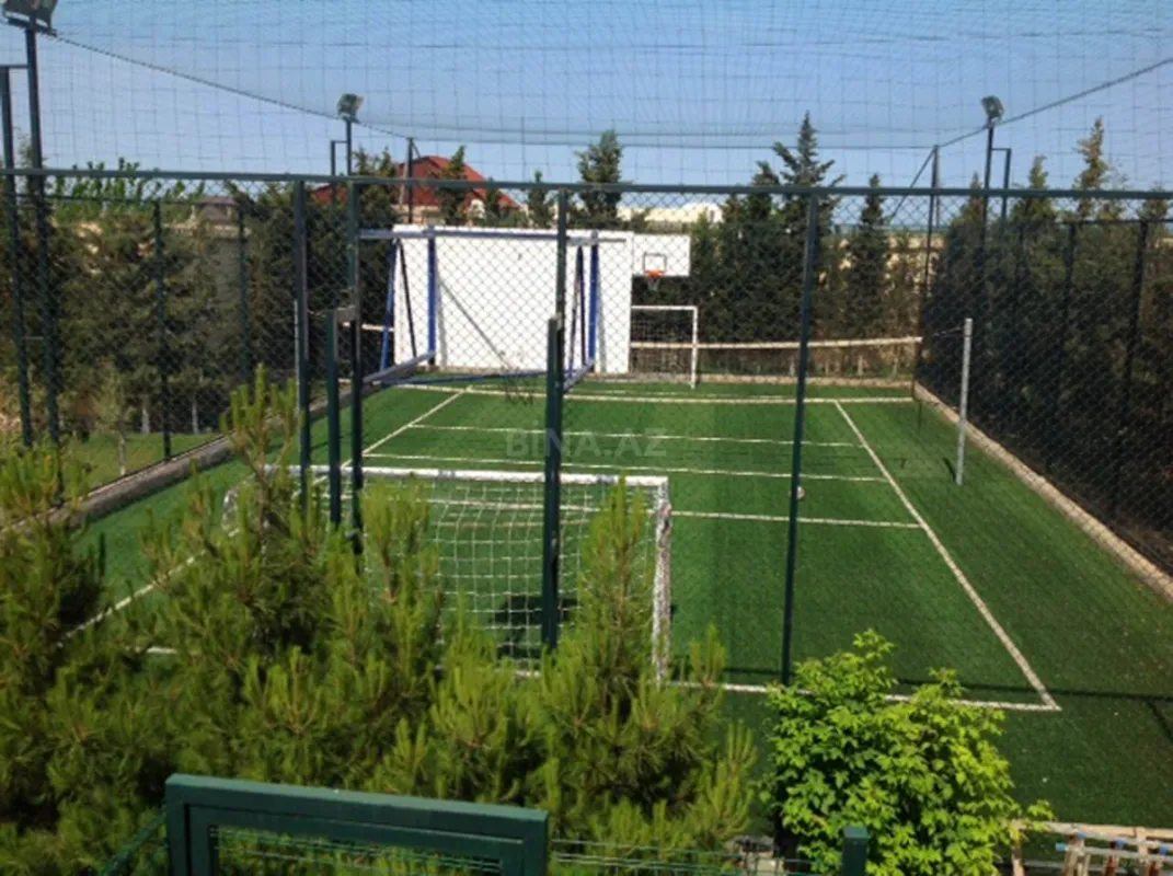 Satılır həyət evi 600 m²