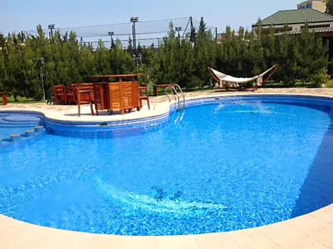 Satılır həyət evi 600 m²