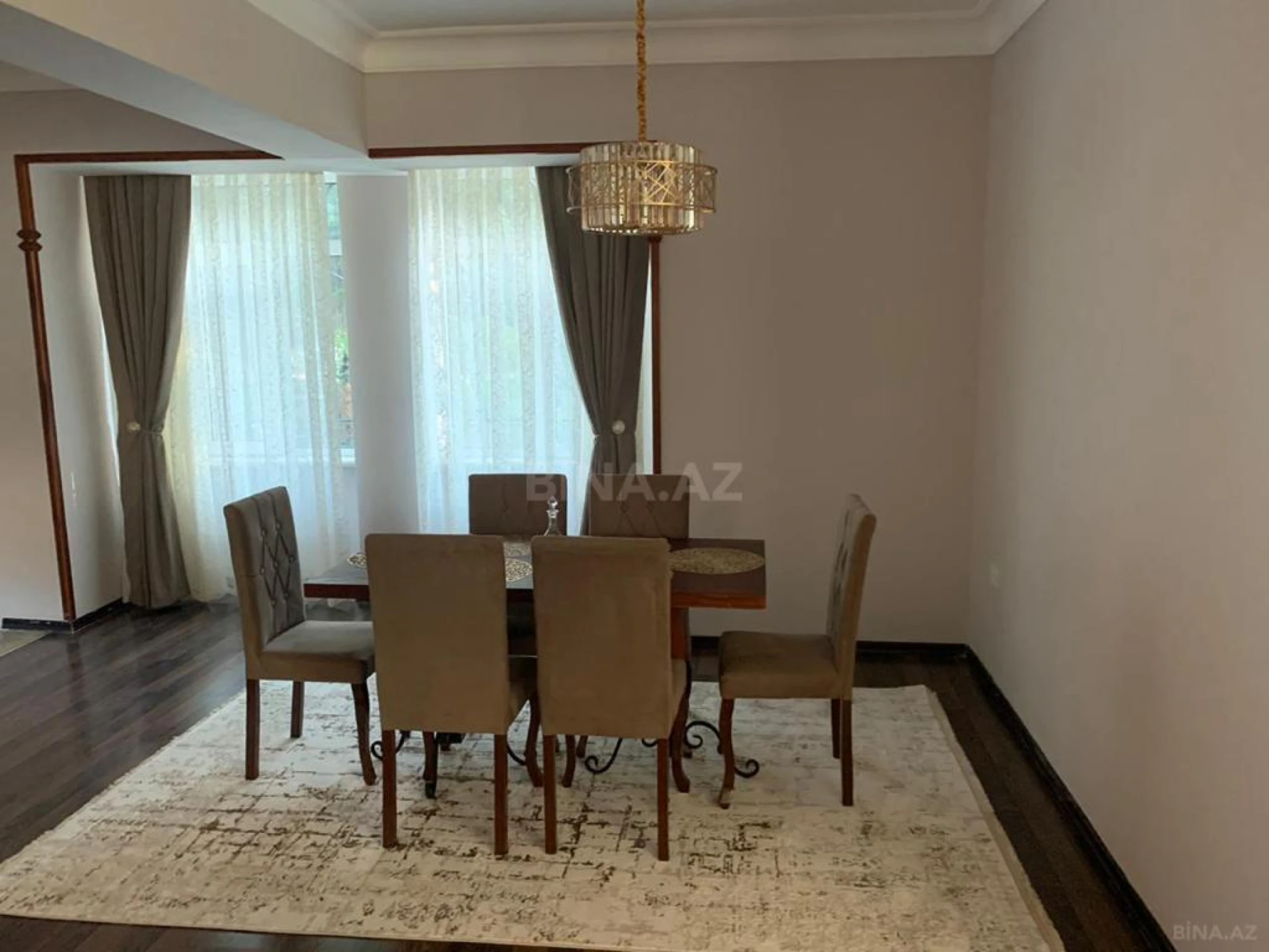 Kirayə verilir 5 otaqlı həyət evi 320 m²