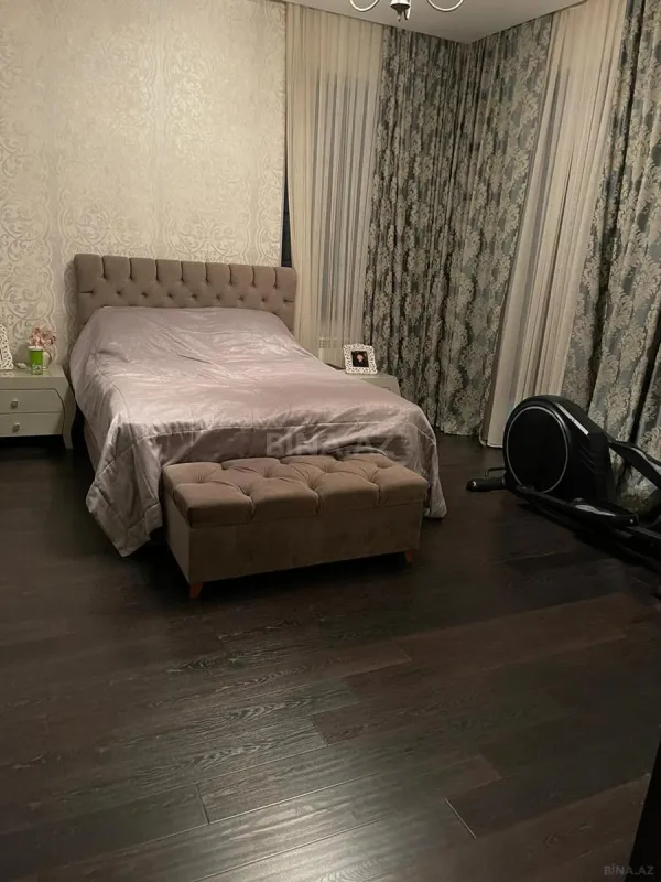 Kirayə verilir 5 otaqlı həyət evi 320 m²